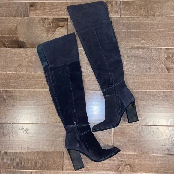 Dolce Vita | Shoes | Dolce Vita Charcoal Grey Suede Boot  display picture 2